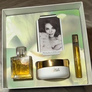 Natalie Gold and White Body Care Set